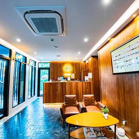 J4 Samui Hotel Chaweng  Bagian luar foto