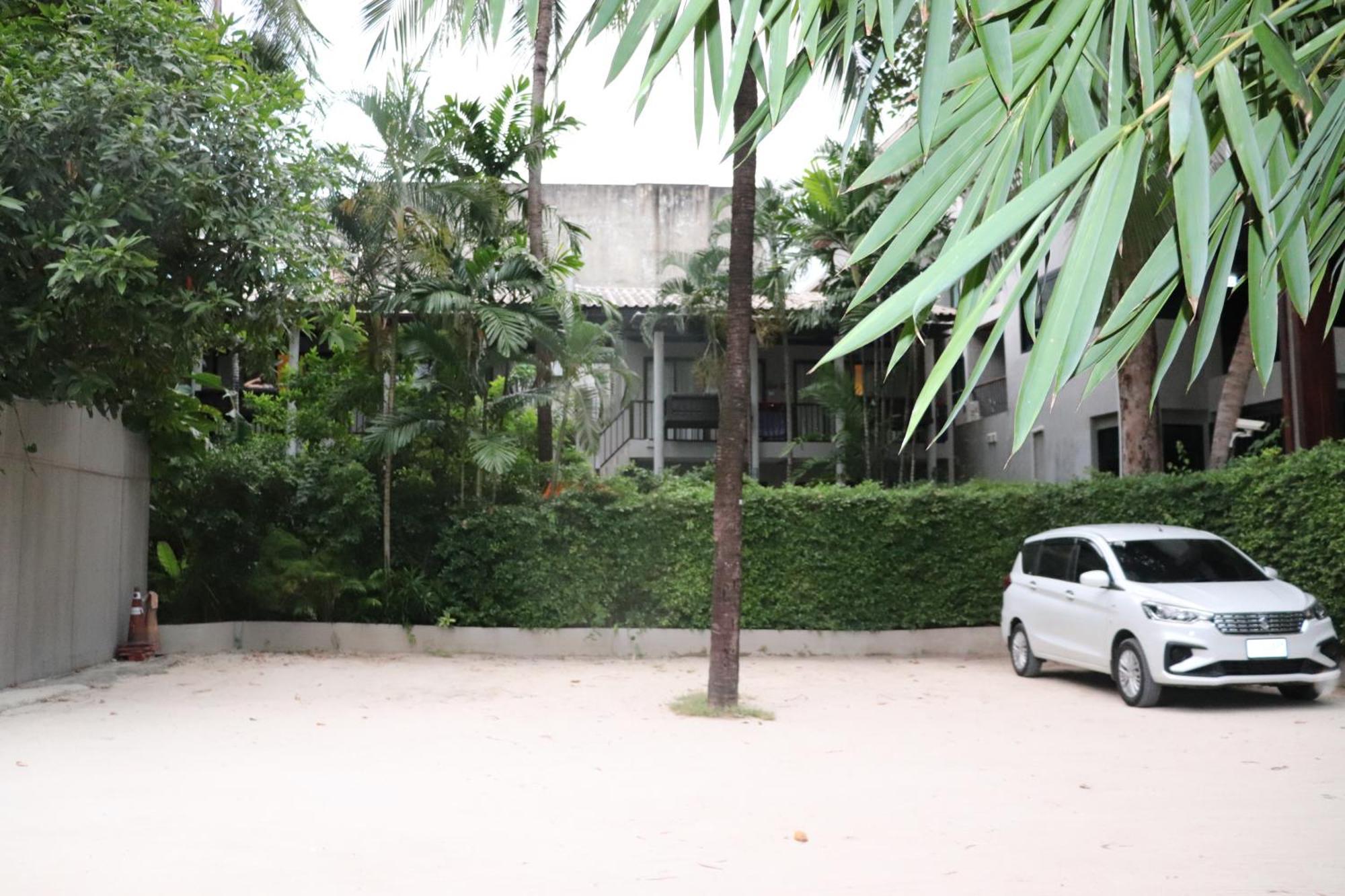 J4 Samui Hotel Chaweng  Bagian luar foto